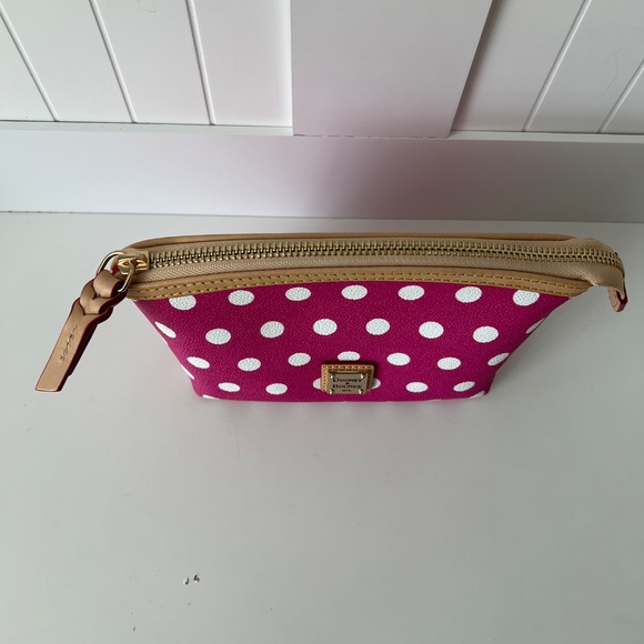Dooney & Bourke Cosmetic Case - Picture 5 of 7